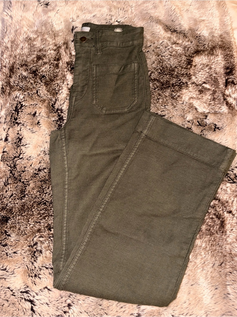 Faherty Stretch Terry Patch Pocket Straight Leg Denim